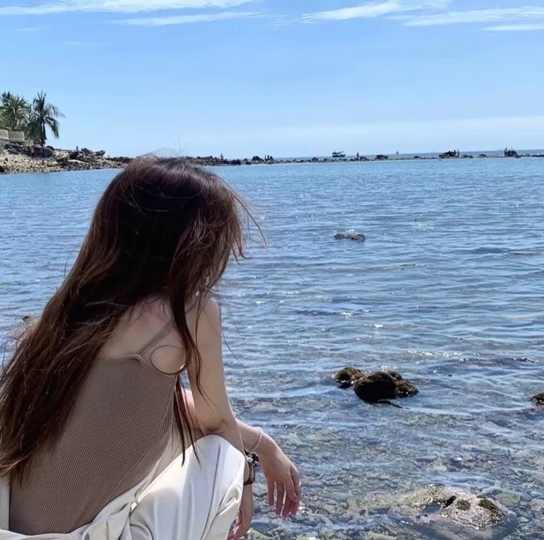 碧海艳尸